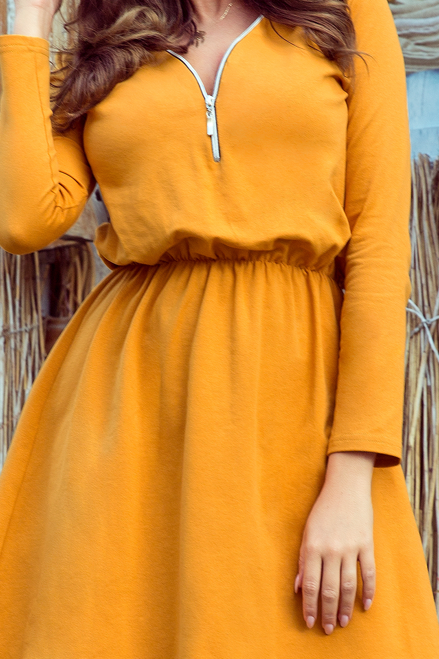 283-1 NANCY Sukienka z zamkiem - kolor musztardowy