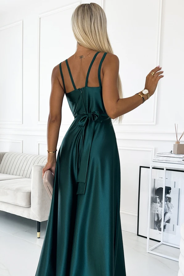 498-3 Długa satynowa suknia z dekoltem i podwójnymi ramiączkami - ZIELONA